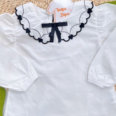  Conj. Blusa Gola Bordada Corações e Salopete Pied de Poule - Branco e Preto